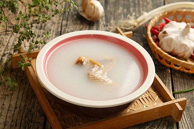 杰洛特配音演员：CDPR《巫师》重制版还没有联系过我